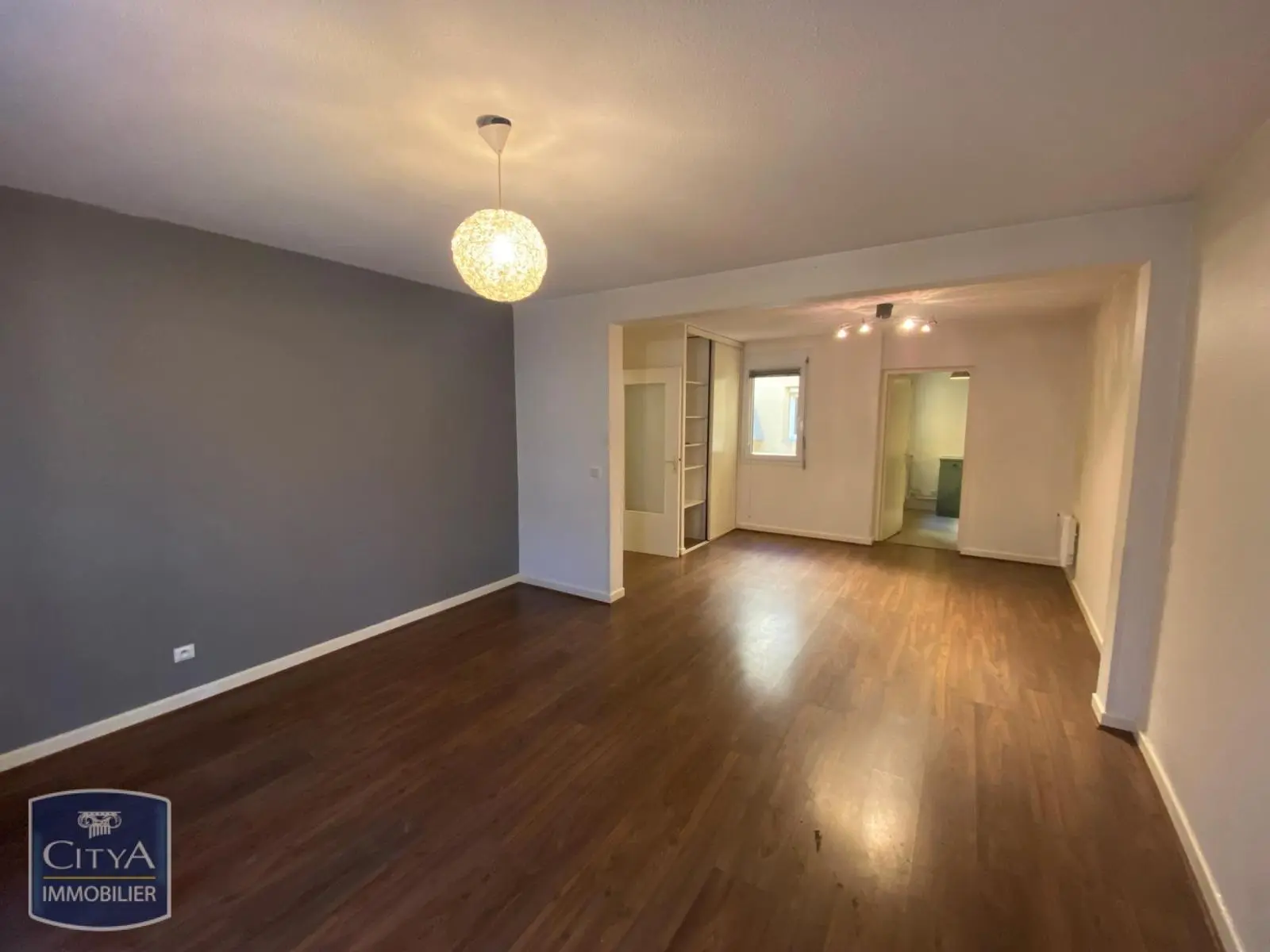 Photo 2 Appartement 2 pièces 54.75m²