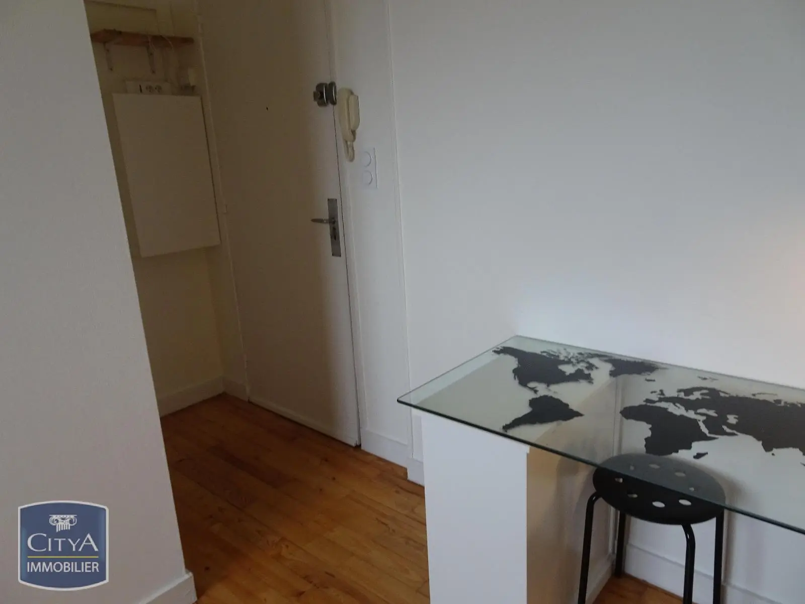 Photo 3 Appartement 1 pièce 17.48m²