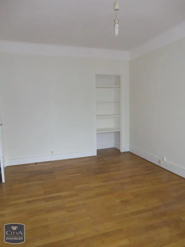Photo 2 Appartement 1 pièce 36.7m²