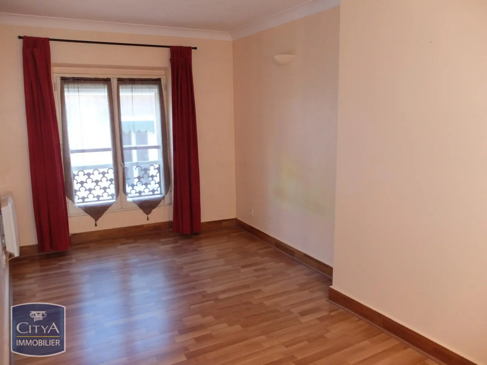 Photo 2 Appartement 1 pièce 29.57m²