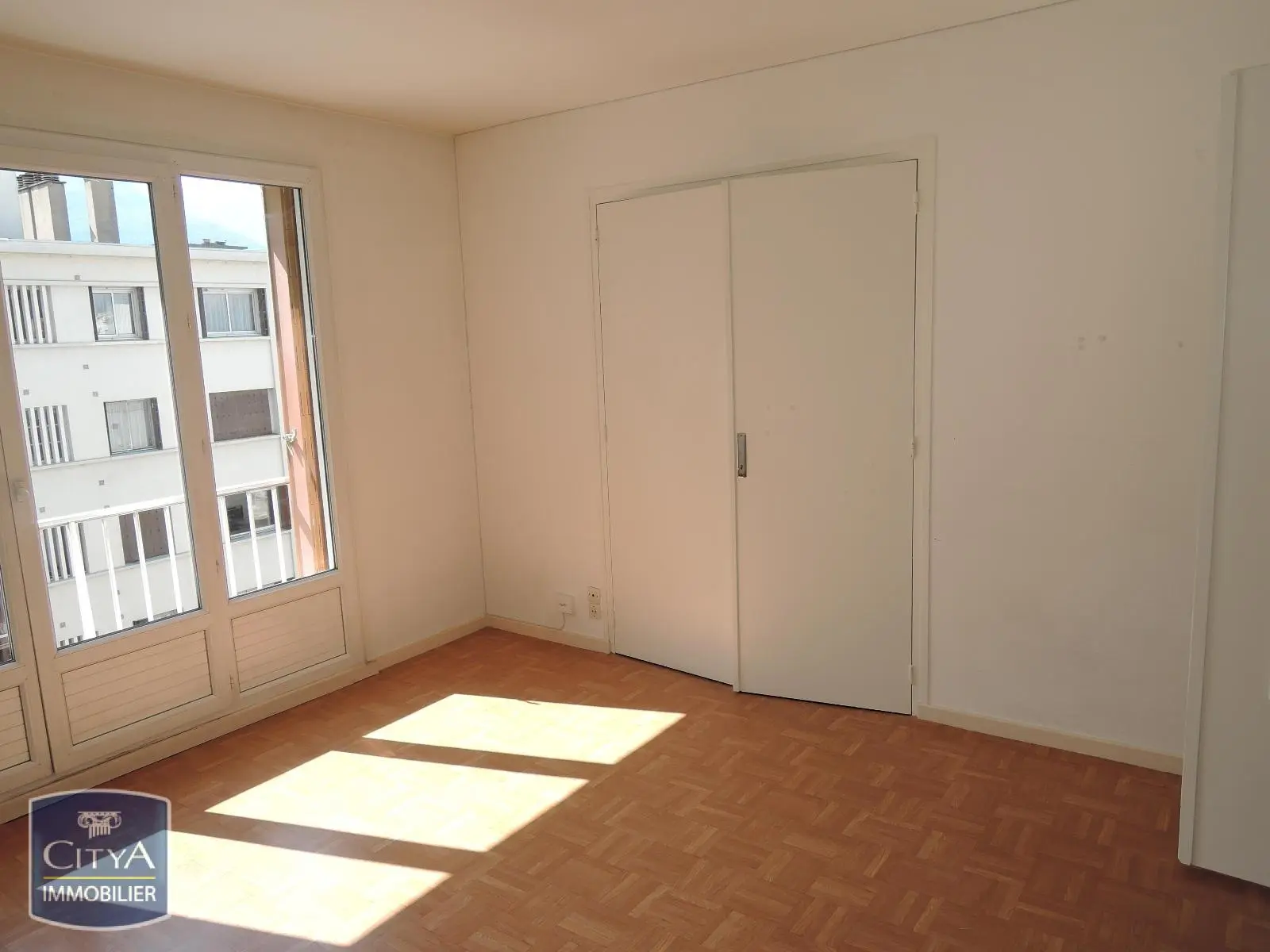 Photo 3 Appartement 2 pièces 49.56m²