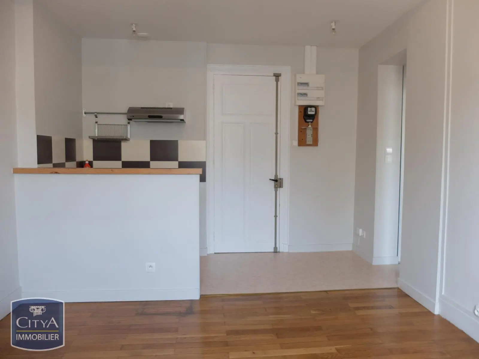 Photo Appartement 1 pièce 32.99m²