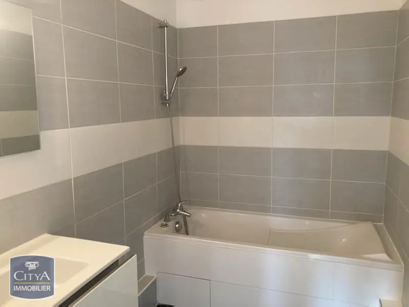 Photo 8 Appartement 5 pièces 120.79m²