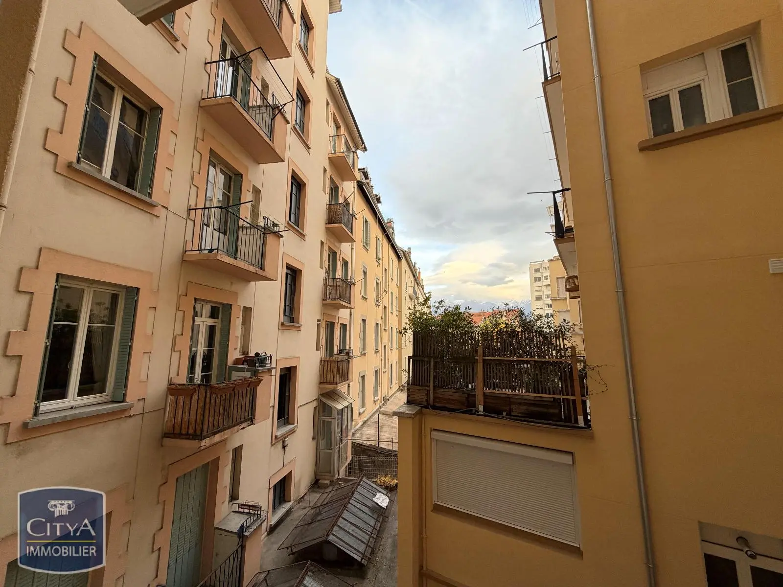 Photo 2 Appartement 1 pièce 18.8m²