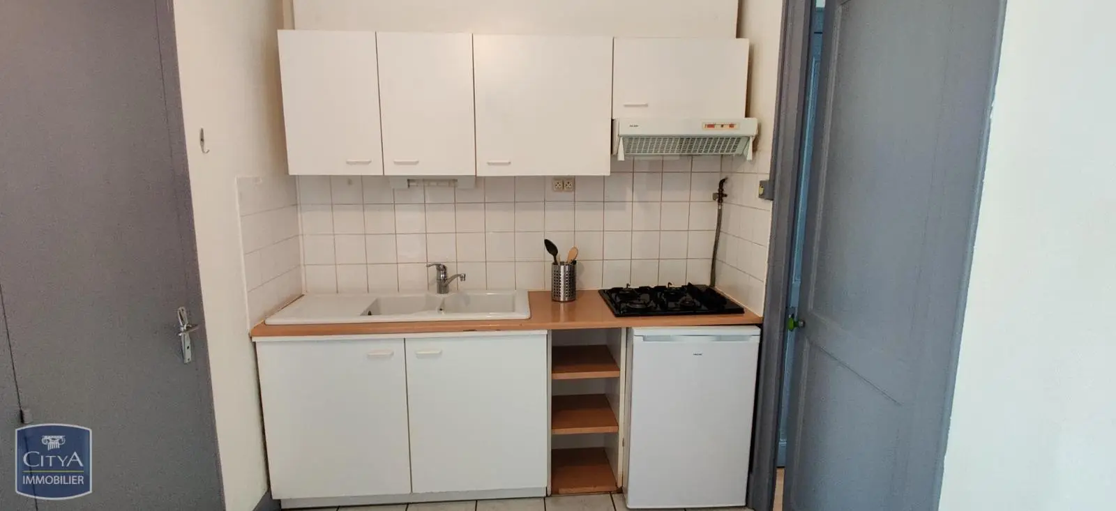 Photo 3 Appartement 1 pièce 22.69m²