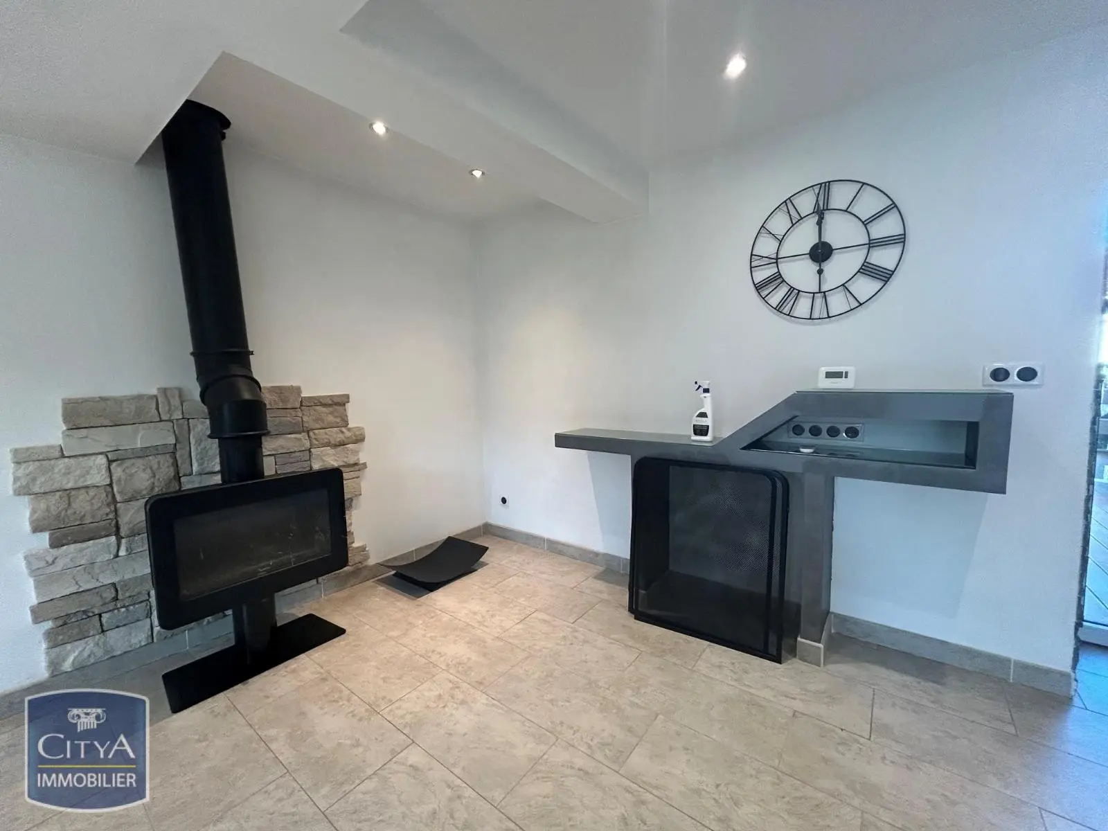Photo 1 Maison 4 pièces 81.2m²
