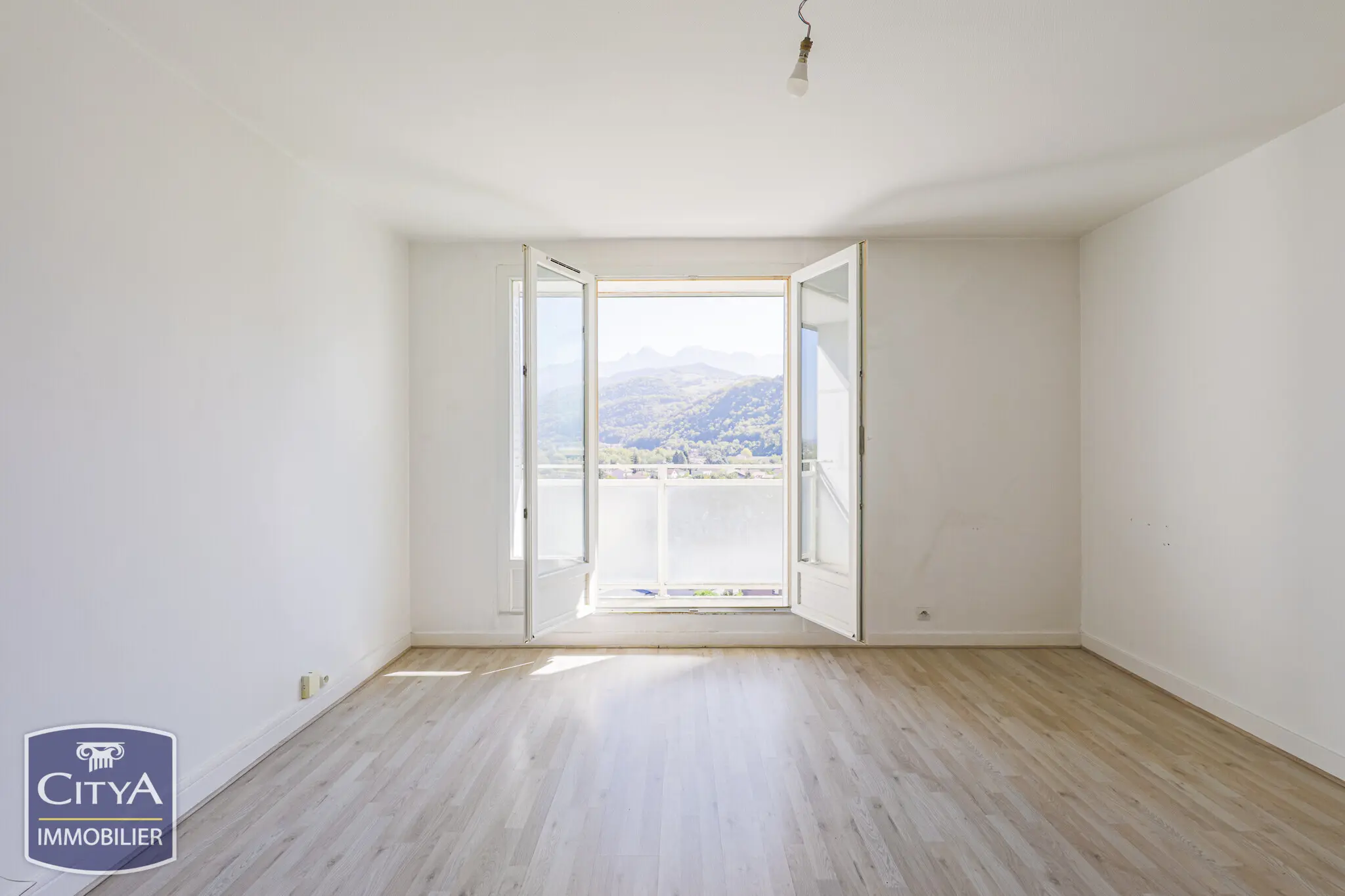 Photo 1 Appartement 4 pièces 67.72m²