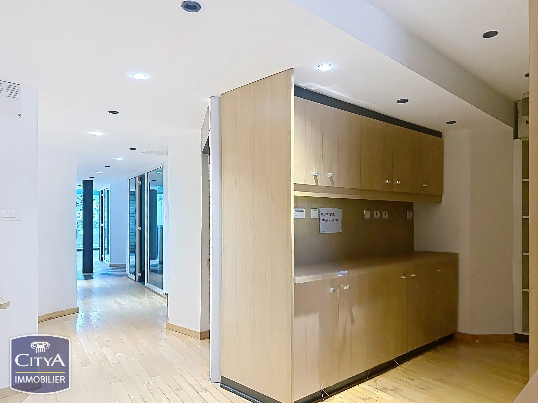 Photo 6 Local Commercial 265.24m²