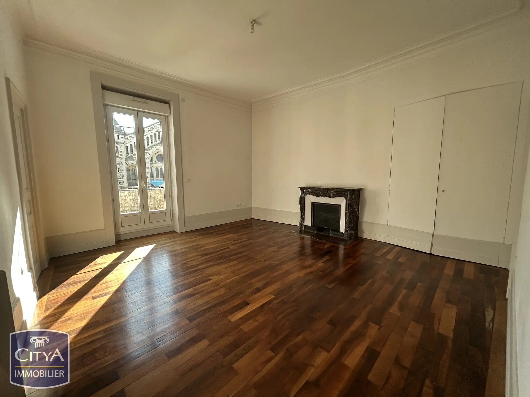Photo 12 Appartement 6 pièces 189.38m²