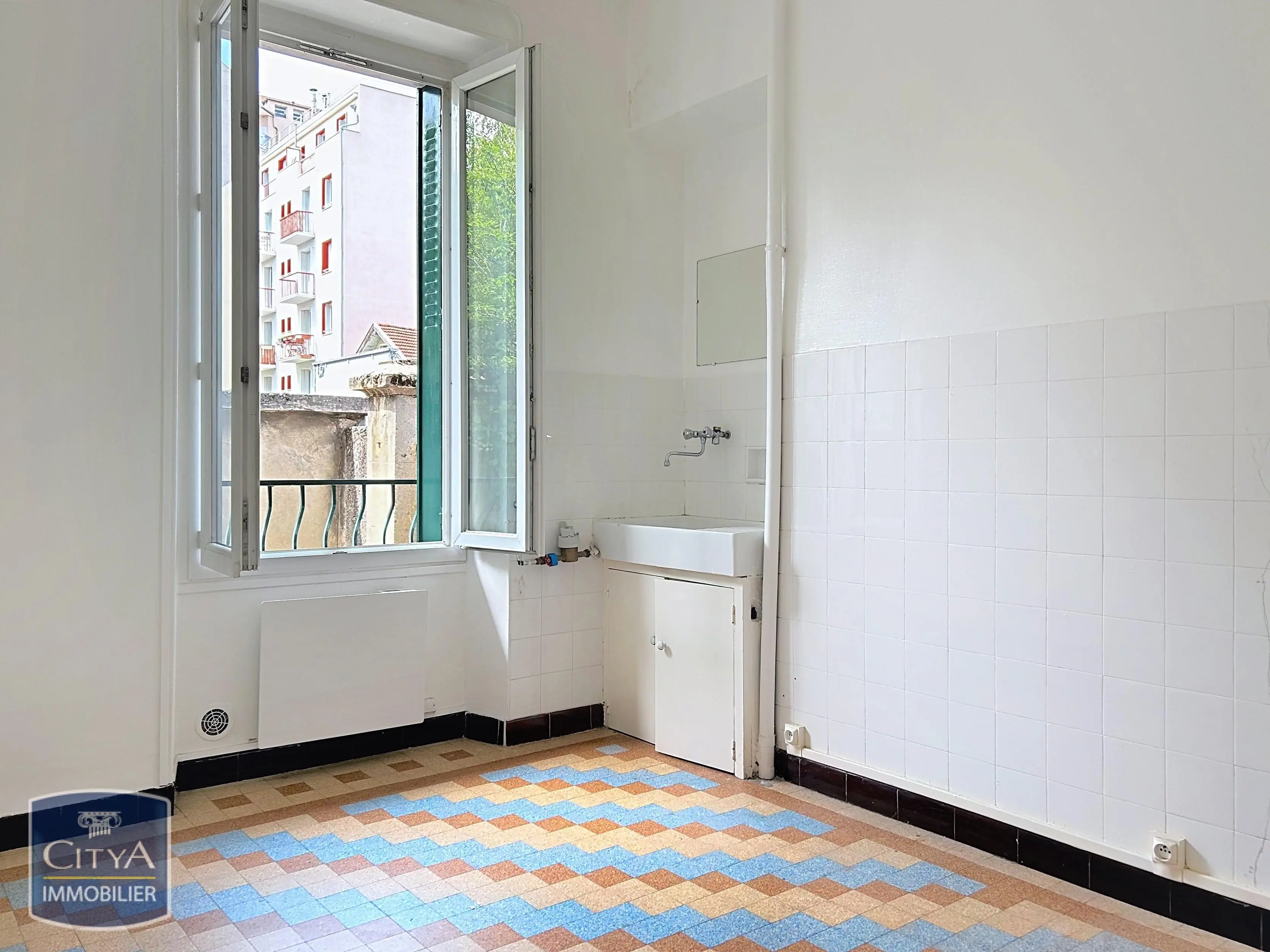 Photo 6 Appartement 1 pièce 32.47m²