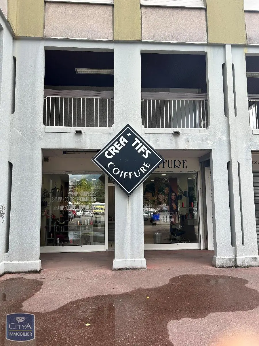 Photo 8 Local Commercial