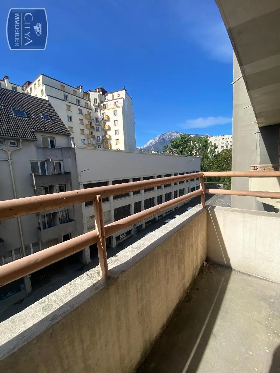 Photo 2 appartement Grenoble