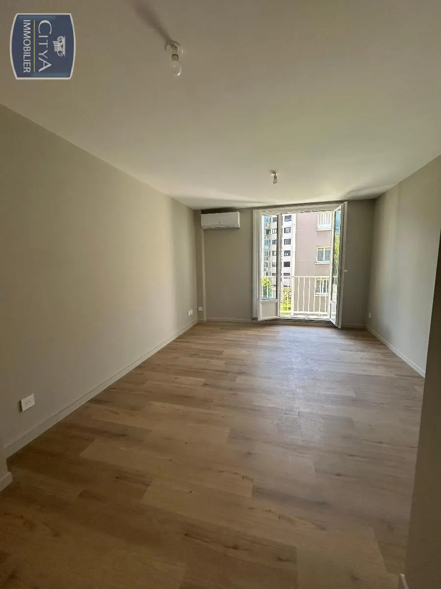 Photo 1 Appartement 3 pièces 52.96m²