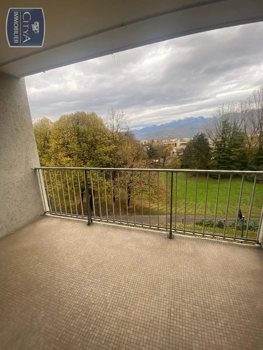 Photo 2 Appartement 5 pièces 98m²