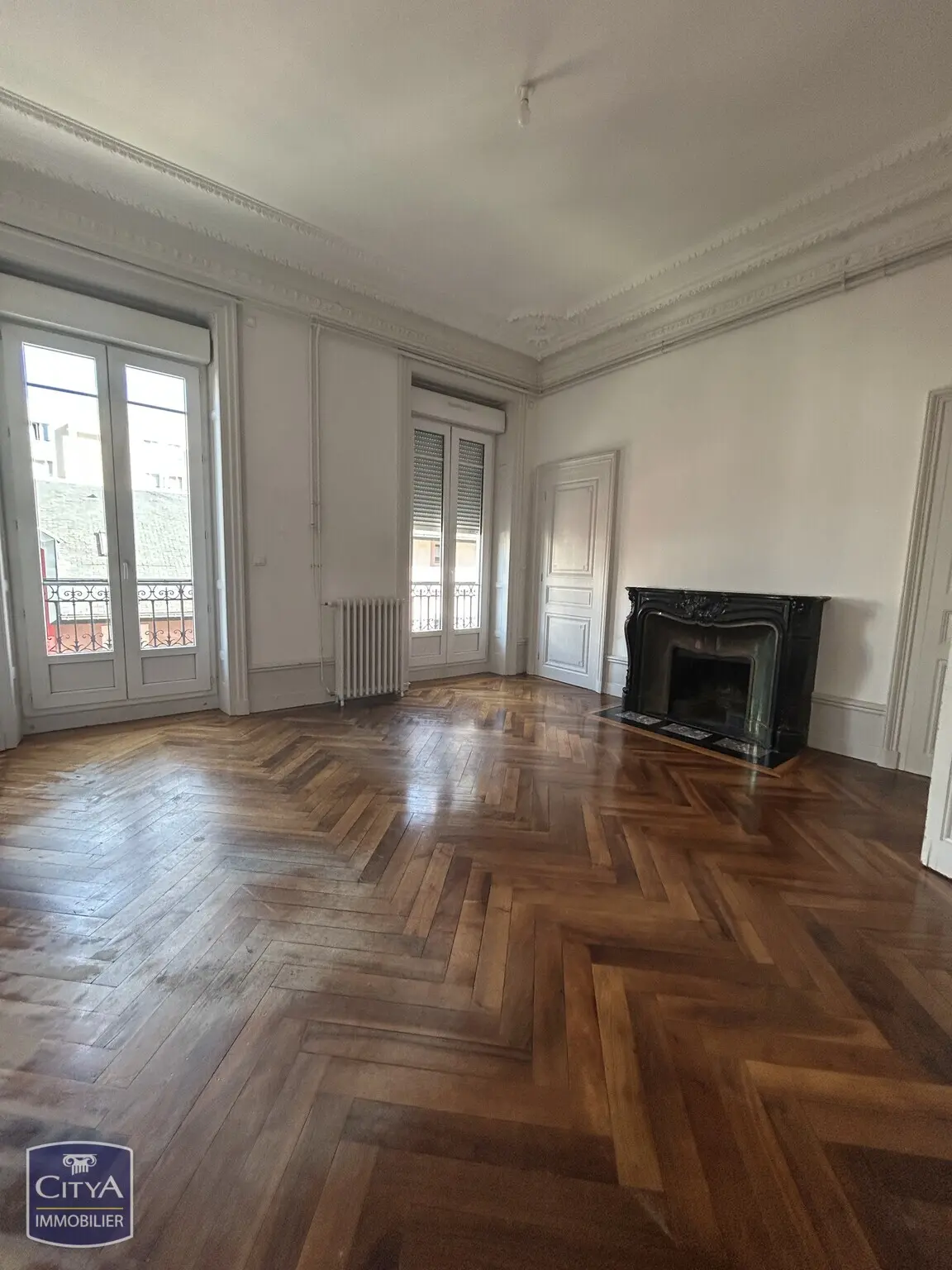 Photo 3 Appartement 6 pièces 189.38m²