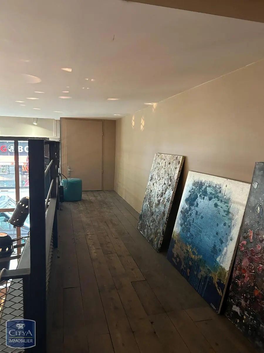 Photo 2 Local Commercial 86.81m²