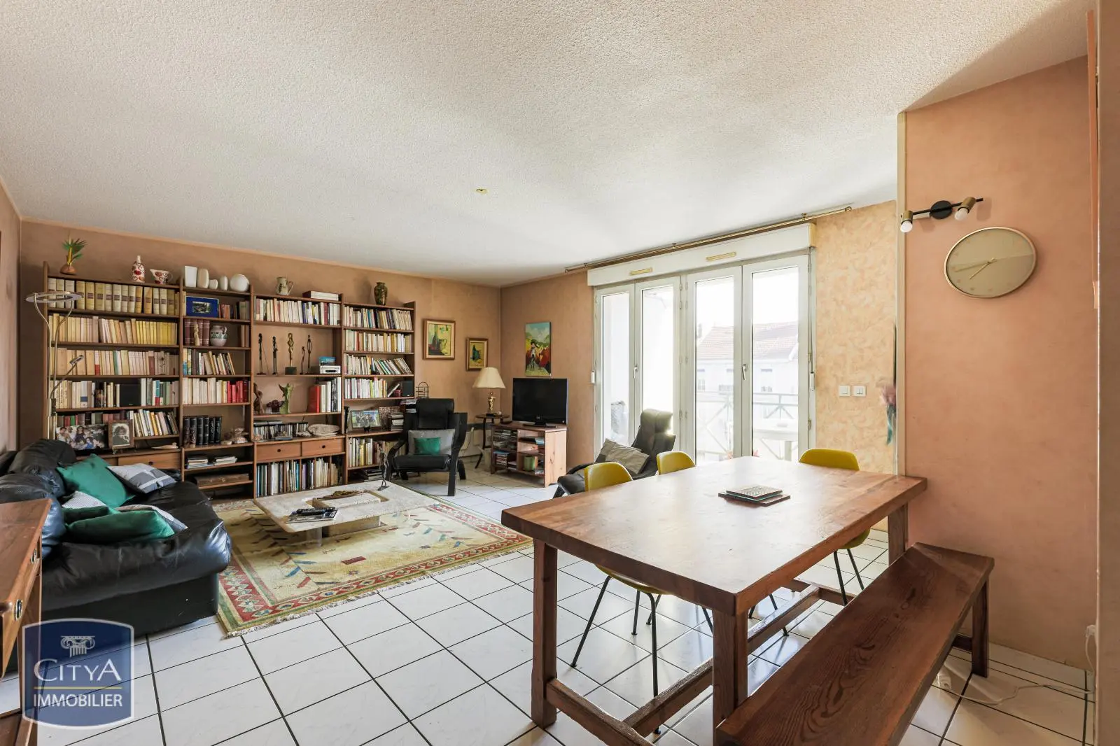 Photo 1 Appartement 5 pièces 101.1m²