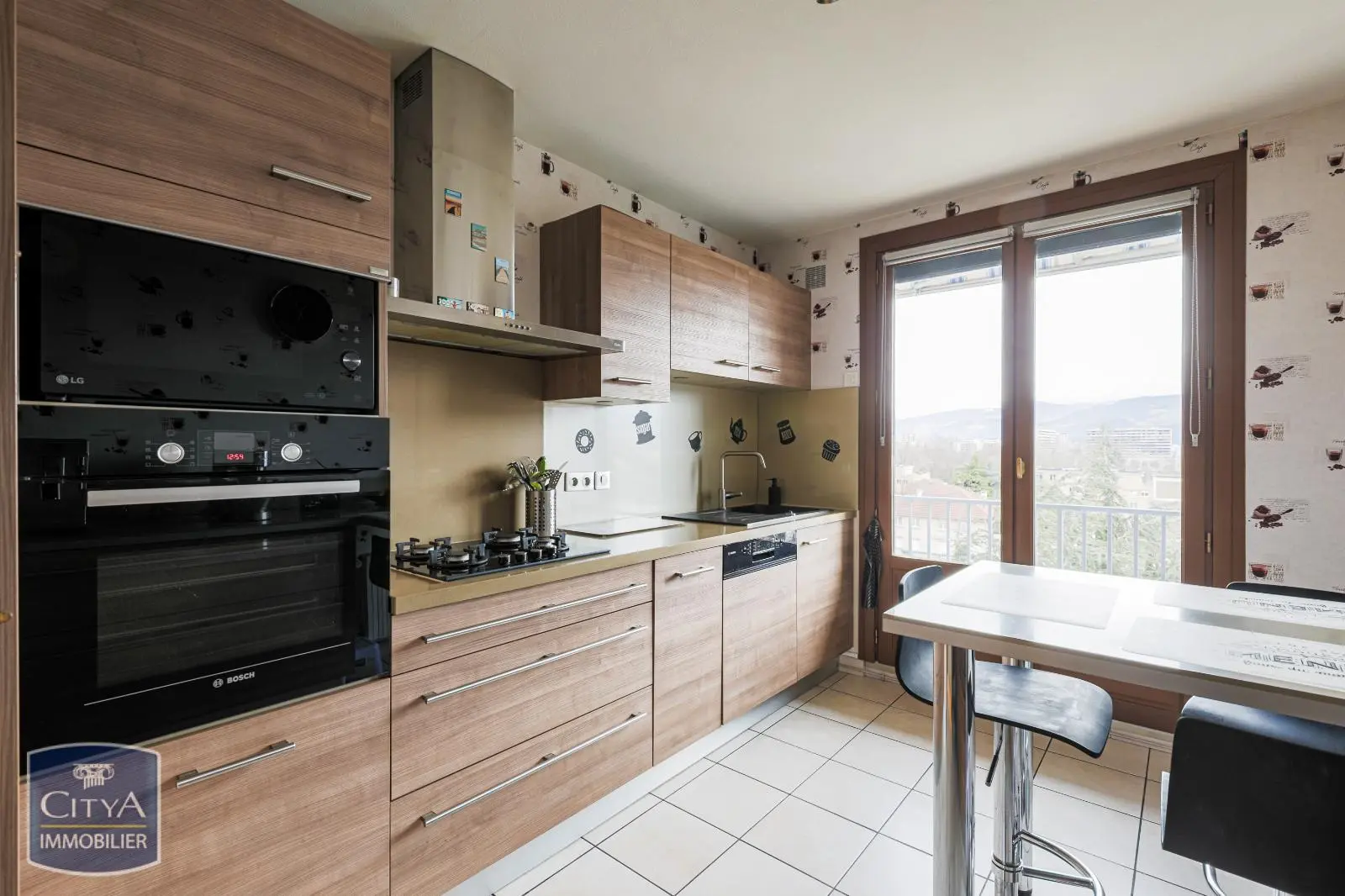 Photo 2 Appartement 4 pièces 78.99m²