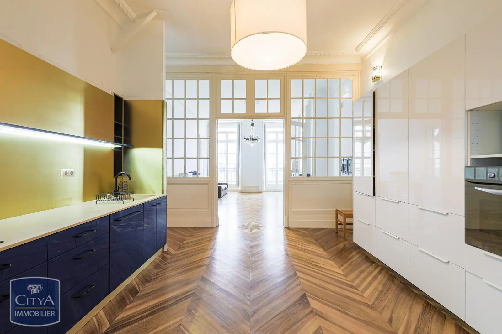 Photo 1 Appartement 5 pièces 131m²