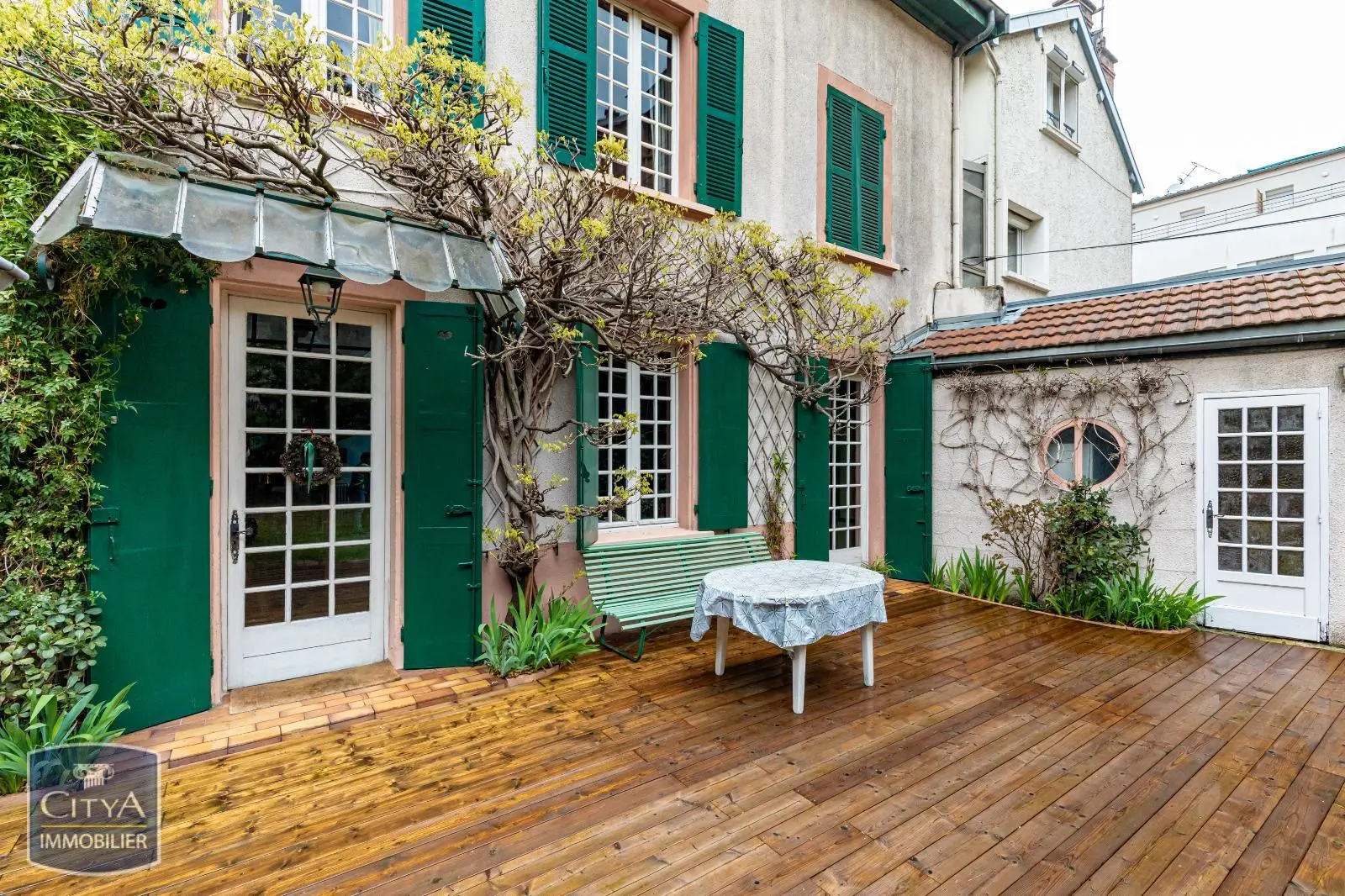 Photo 1 Maison 8 pièces 186.39m²