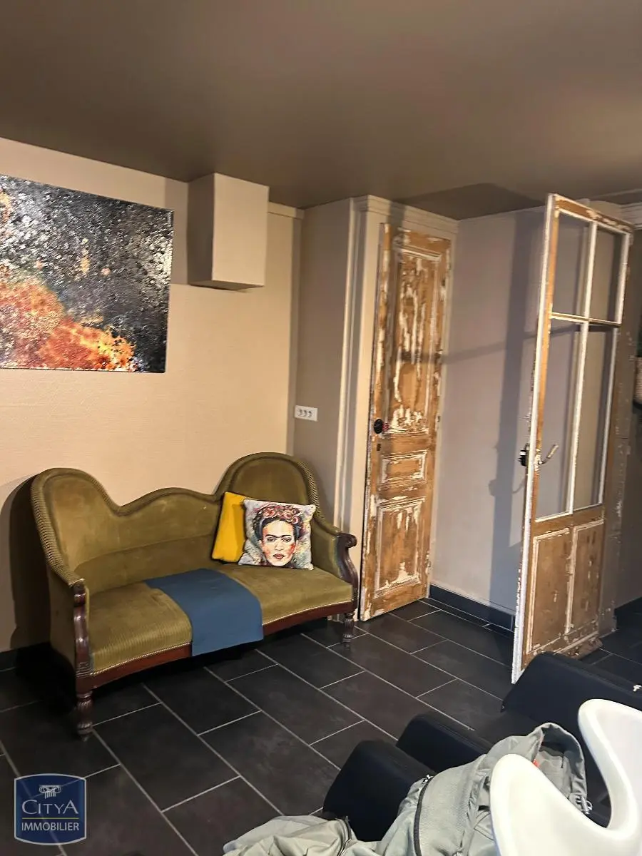 Photo 3 Local Commercial 86.81m²