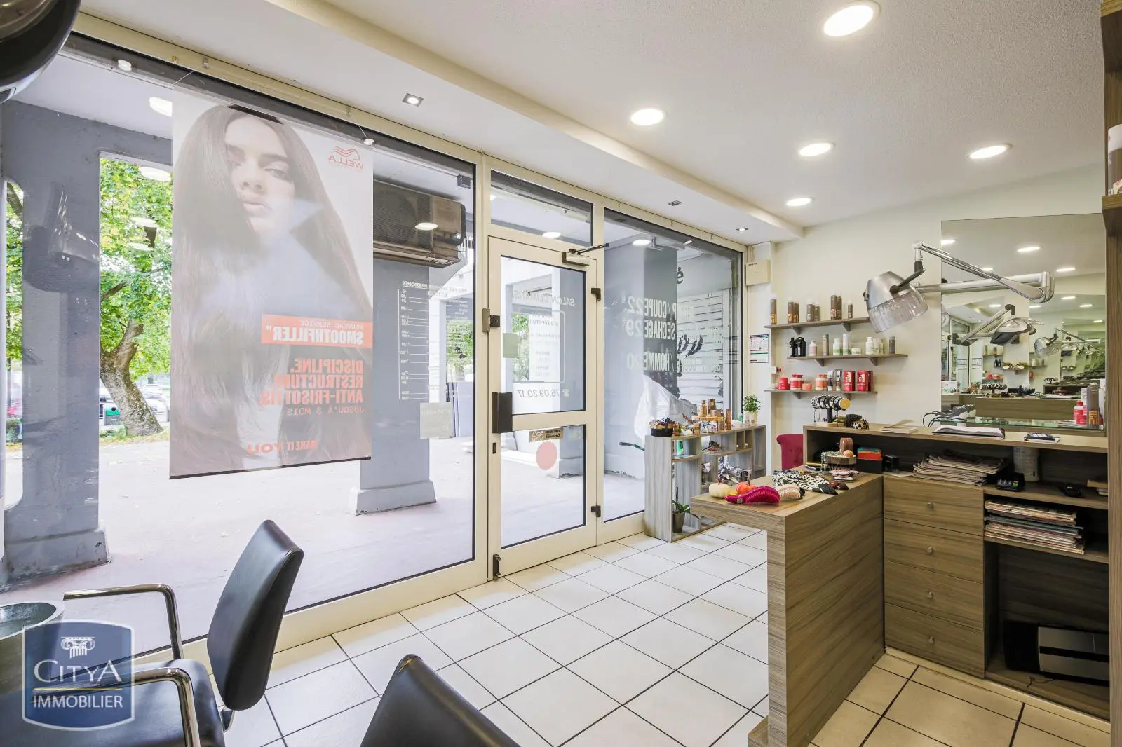 Photo 6 Local Commercial