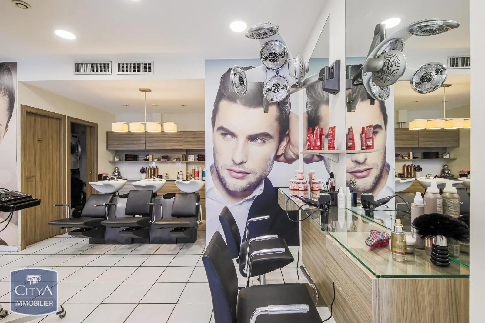 Photo 10 Local Commercial