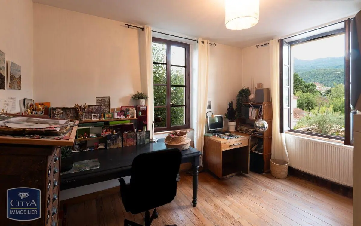 Photo 8 Maison 8 pièces 150m²