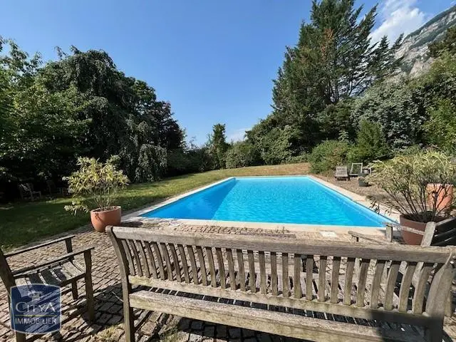 Photo 4 Maison 10 pièces 316m²