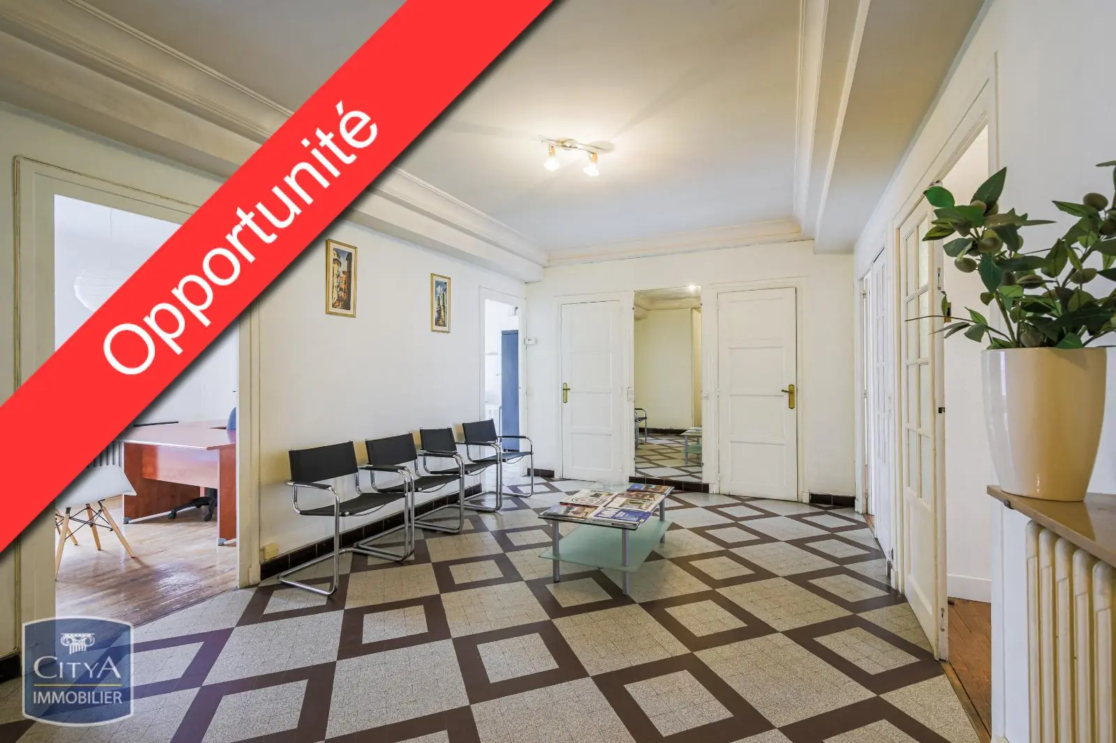 Photo 1 Appartement 4 pièces 119.97m²