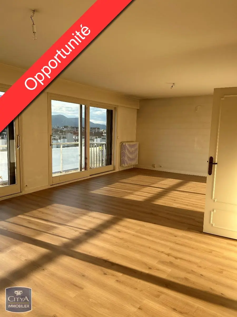 Photo 1 Appartement 3 pièces 115.92m²