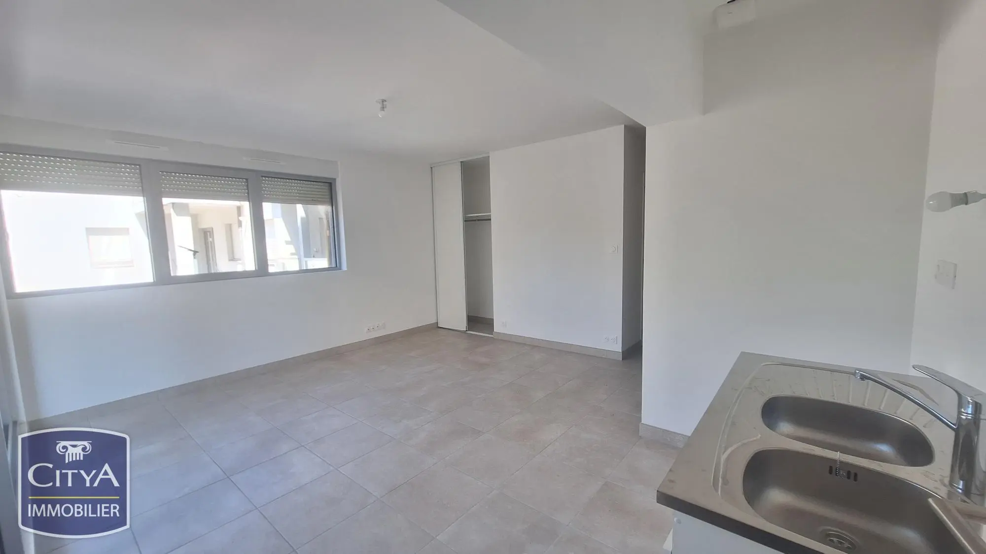 Photo 2 Appartement 1 pièce 35m²