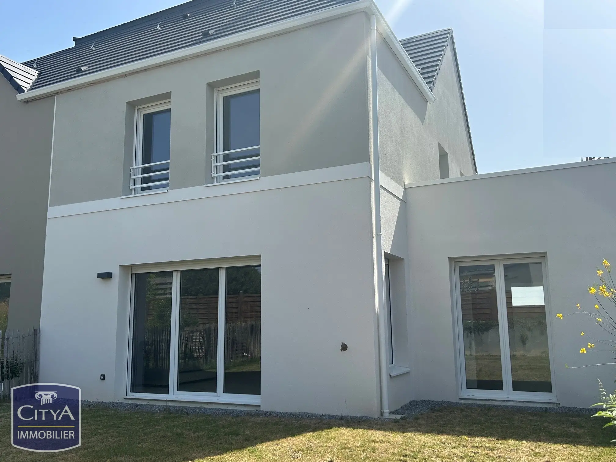 Photo 1 Maison 5 pièces 108m²