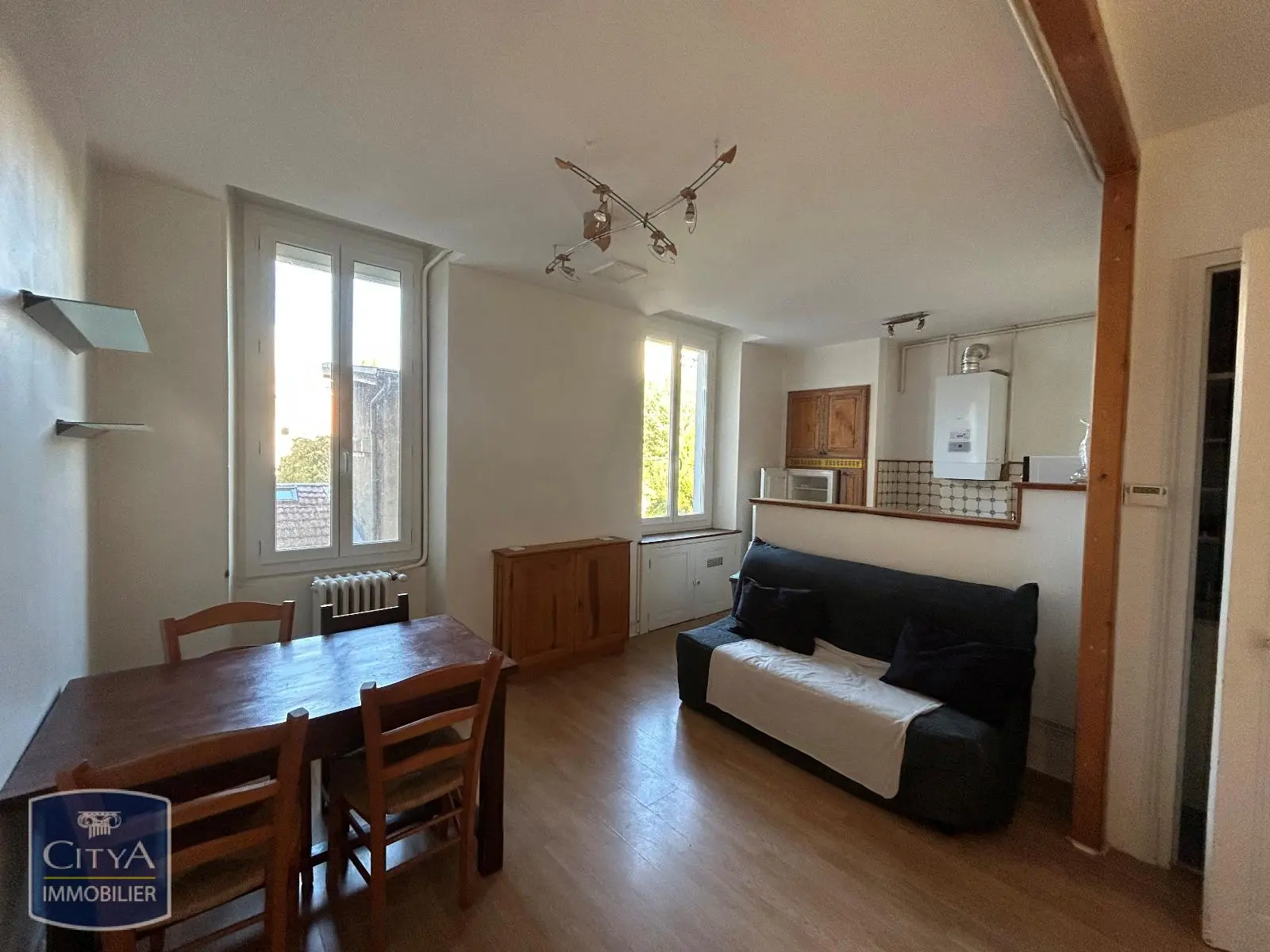 Photo 1 Appartement 4 pièces 52.41m²