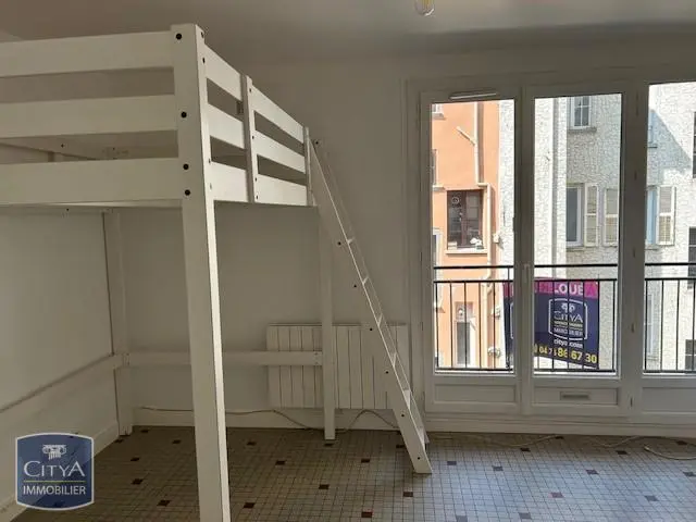 Photo 2 Appartement 1 pièce 19.42m²