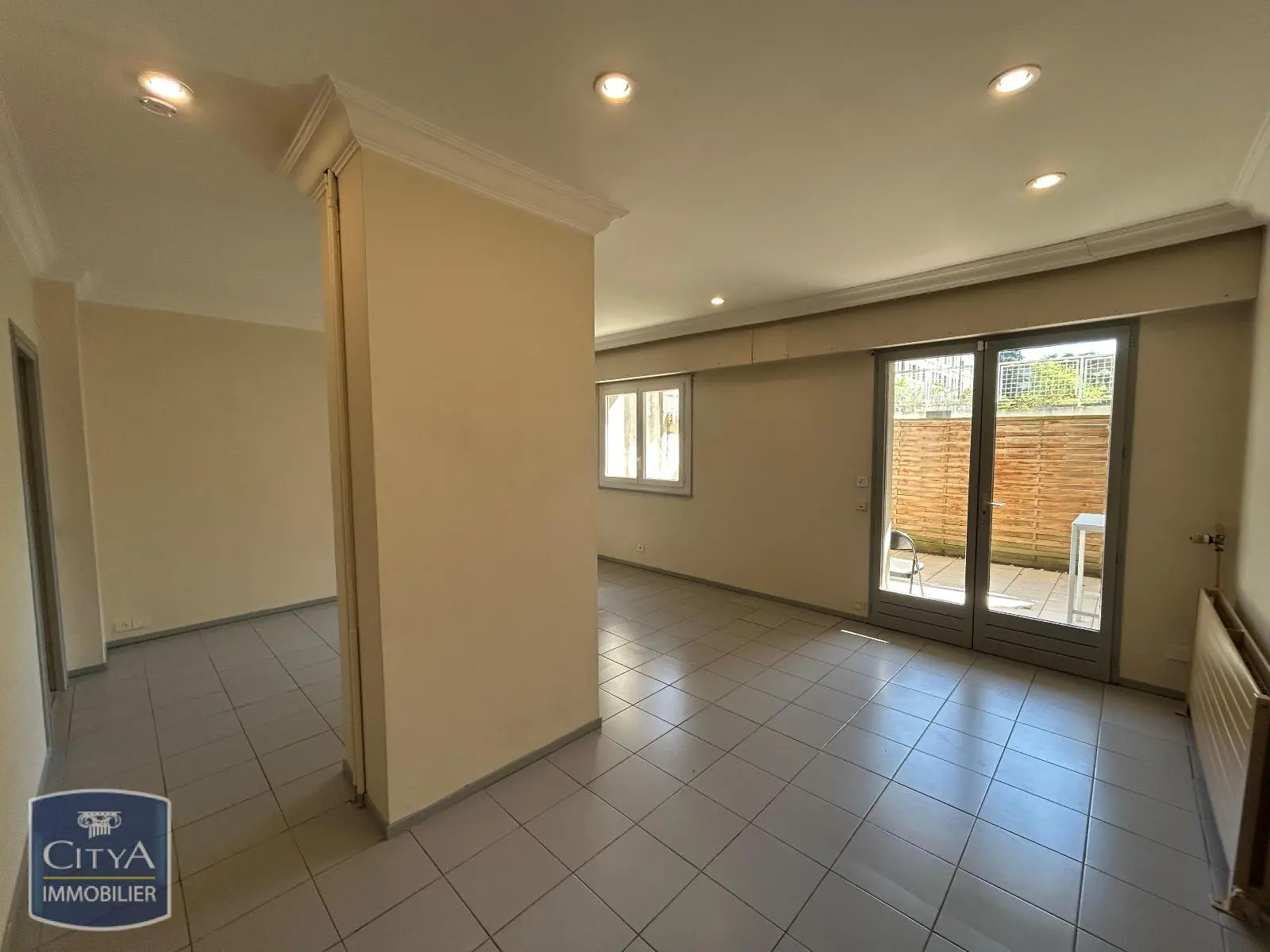 Photo 1 Appartement 1 pièce 38.7m²