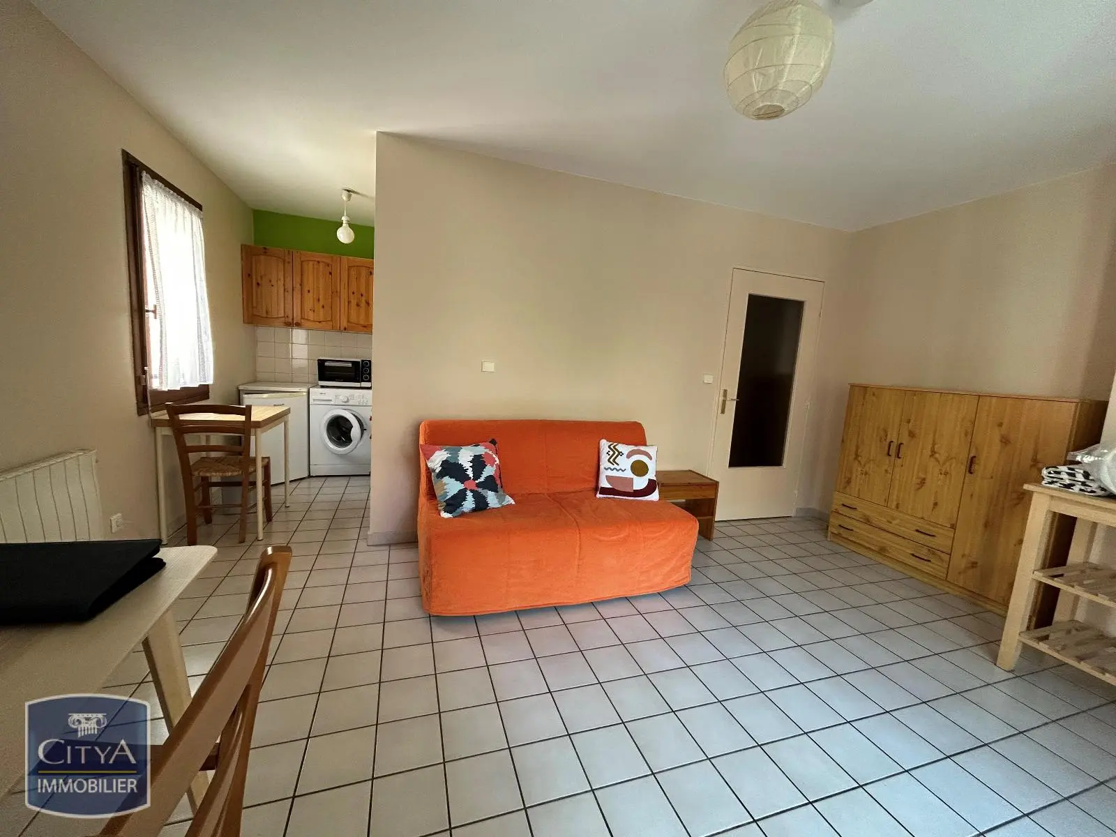 Photo 2 Appartement 1 pièce 27m²