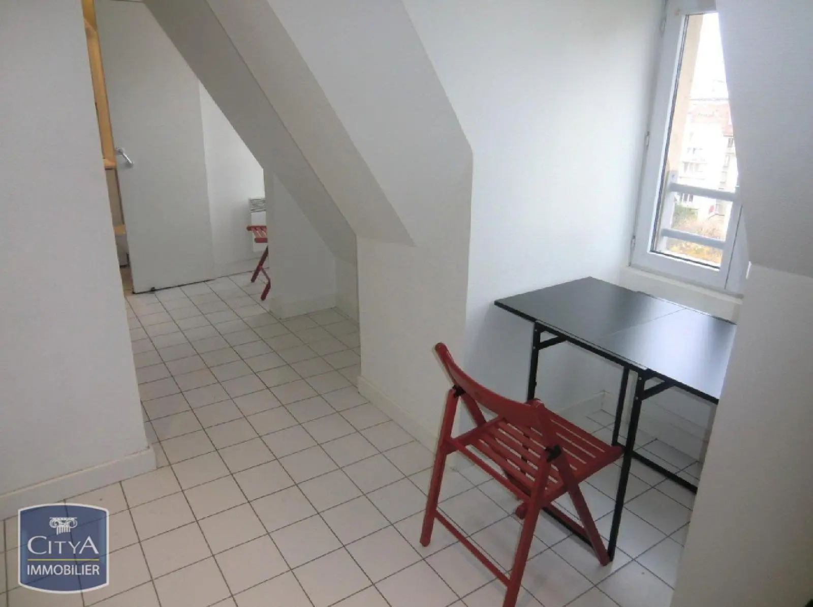 Photo 2 Appartement 1 pièce 16.22m²