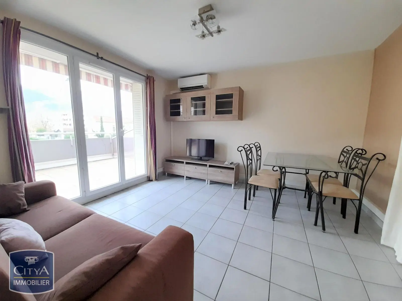 Photo 2 Appartement 1 pièce 30.45m²