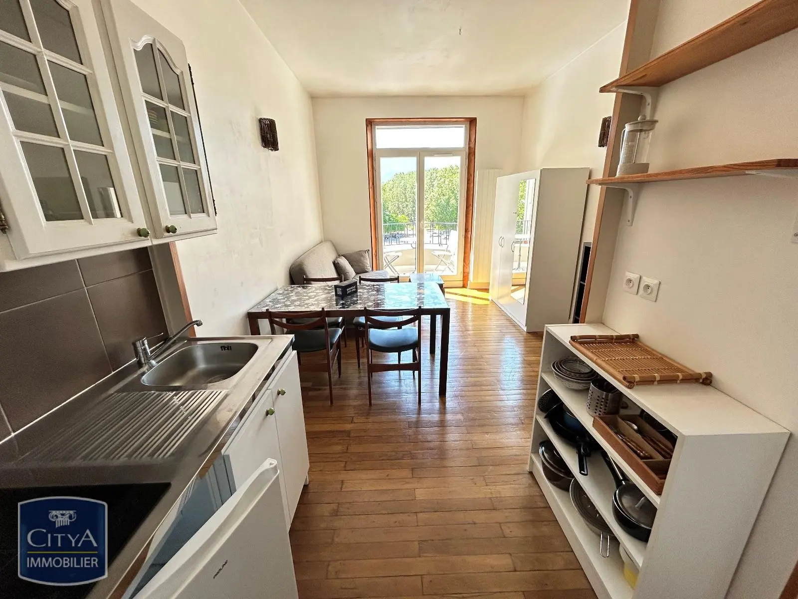 Photo 2 Appartement 1 pièce 20.97m²