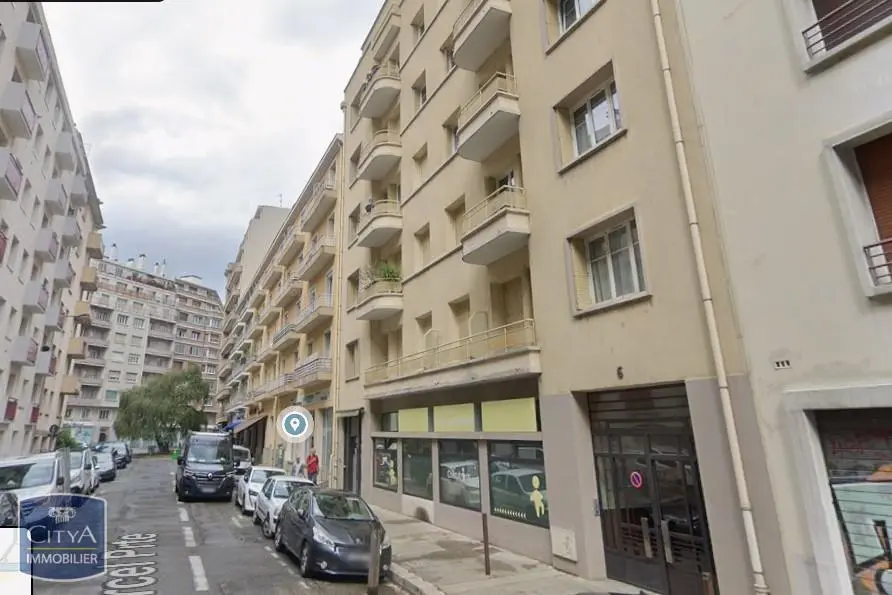 Photo 1 Appartement 1 pièce 29.88m²