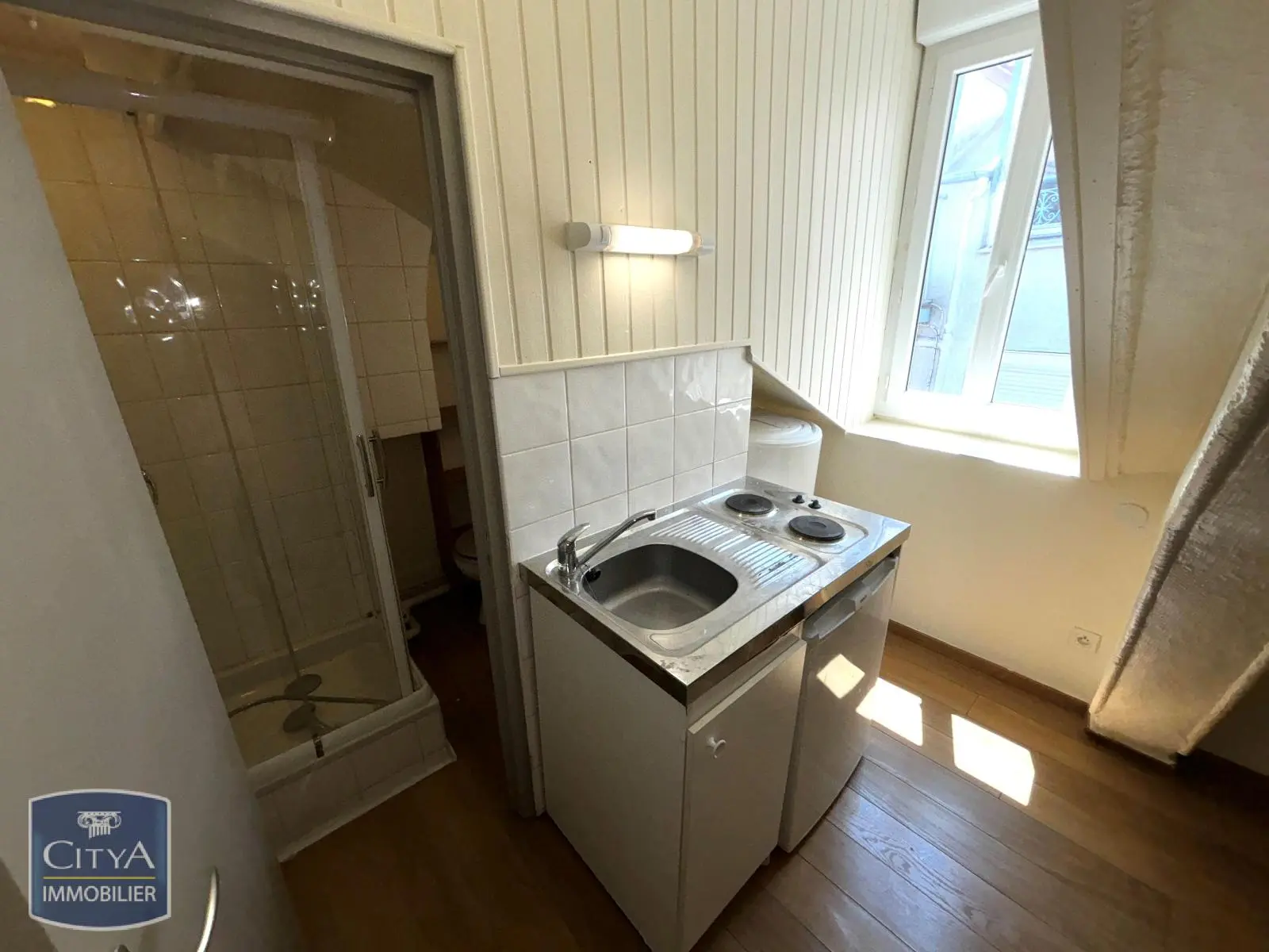 Photo 3 Appartement 1 pièce 23.72m²