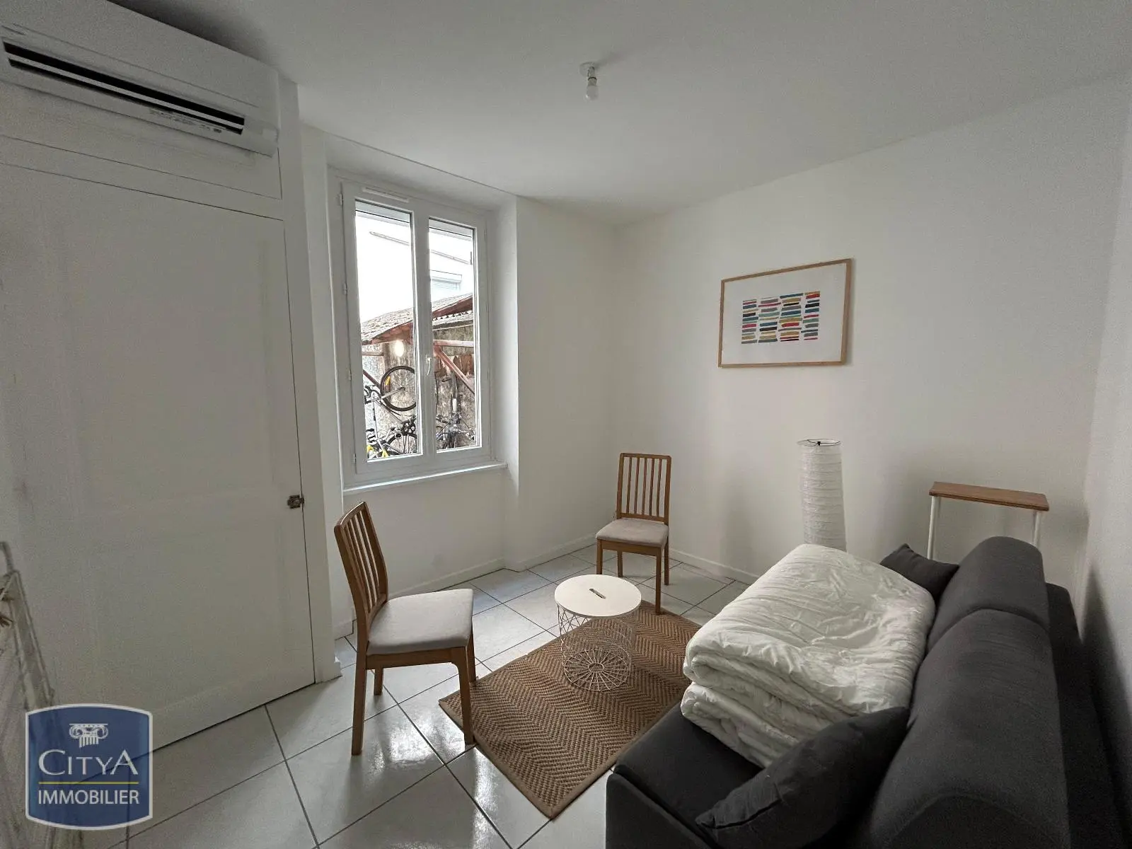 Photo 1 Appartement 1 pièce 25.39m²