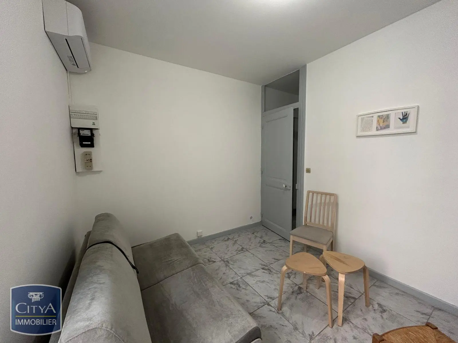 Photo 2 Appartement 1 pièce 27.66m²