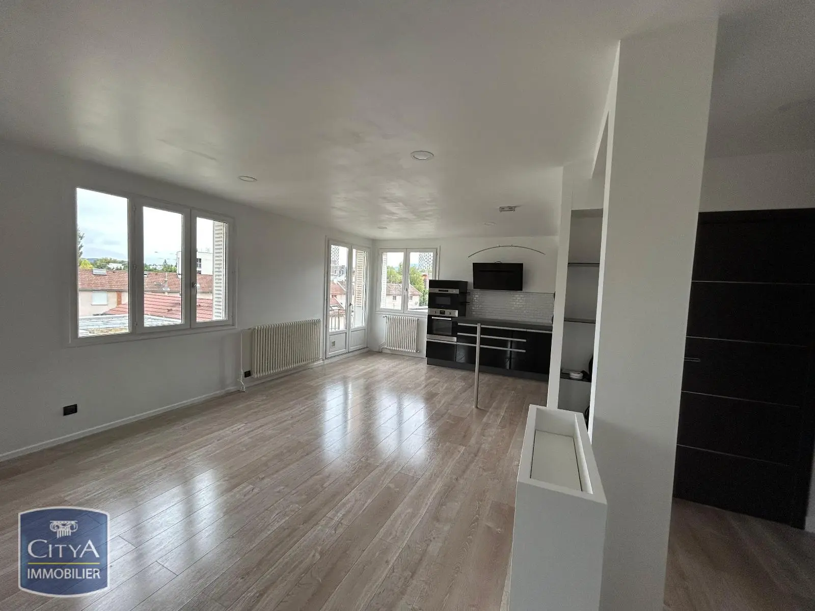 Photo 1 Appartement 3 pièces 65m²