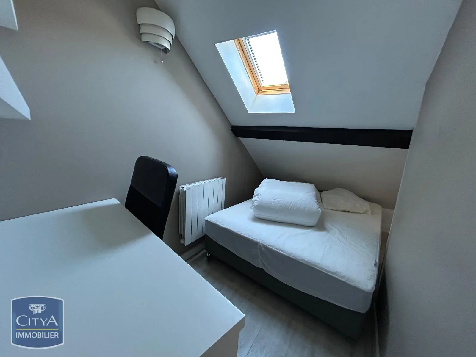 Photo 2 Appartement 1 pièce 10.81m²