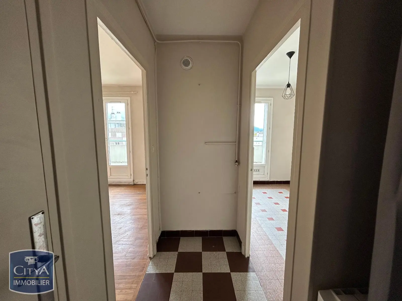 Photo 7 Appartement 1 pièce 33m²