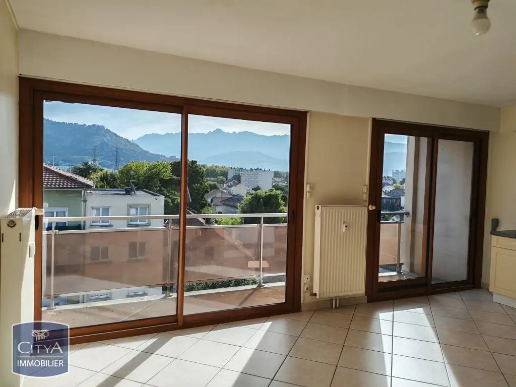Photo 1 appartement Fontaine