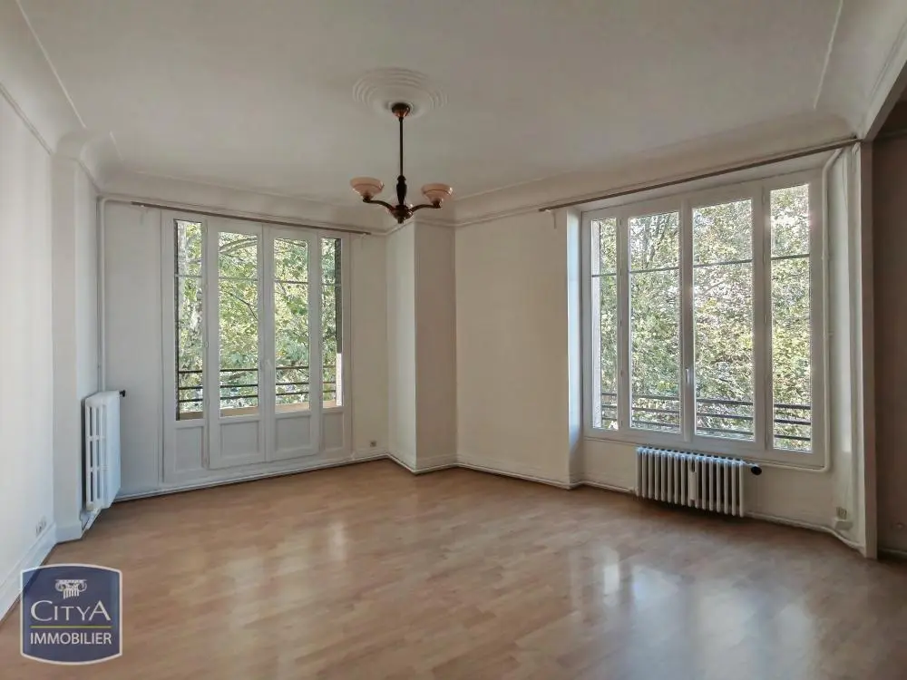 Photo 2 Appartement 1 pièce 44.71m²