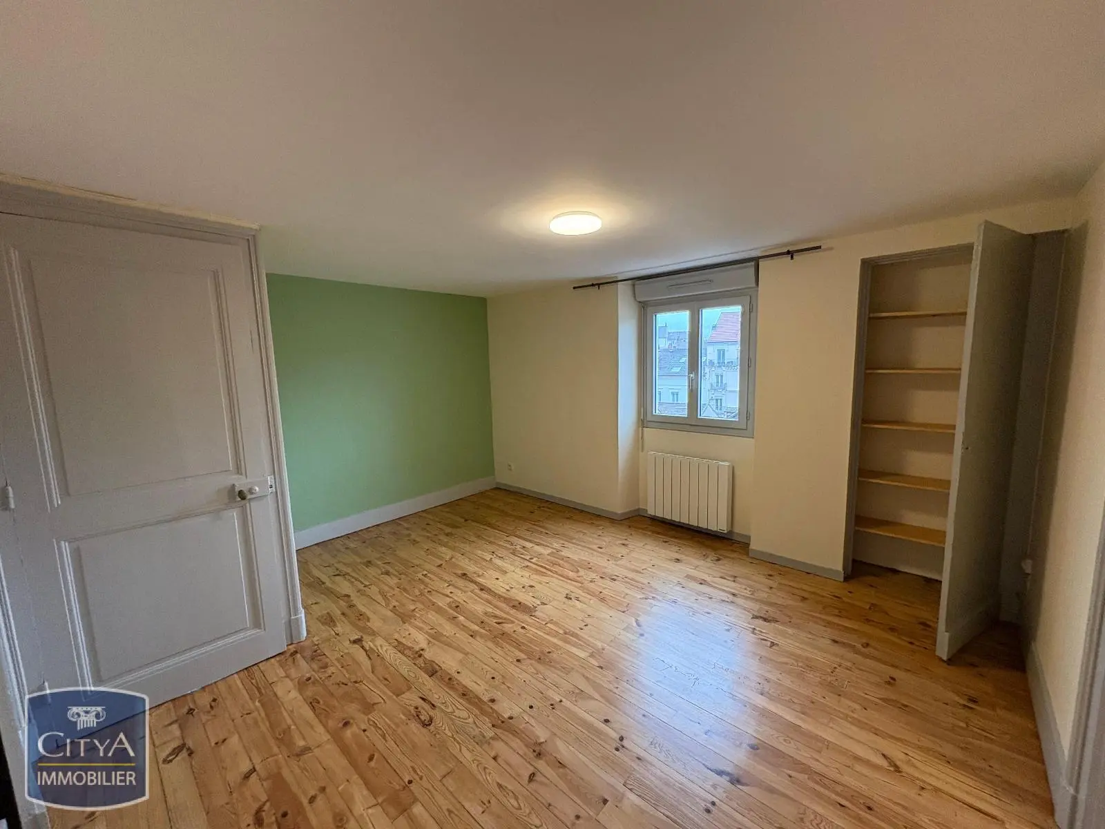 Photo 1 Appartement 2 pièces 33.79m²